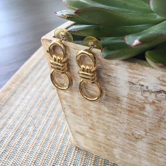 Monet Jewelry - VINTAGE Signed Monet Double Circle Gold Earrings